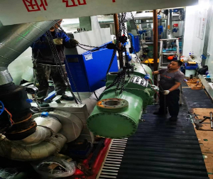 盾安机组蒸发器内漏压缩机进水维修